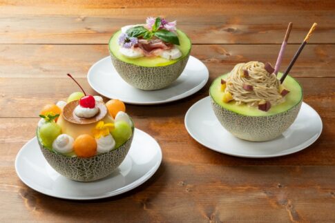 自分だけのトッピングで作る3種の半玉メロンボウル